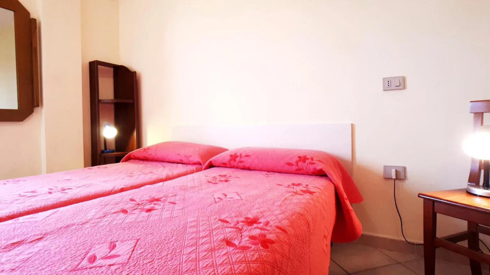 Palau Sea View Apartment