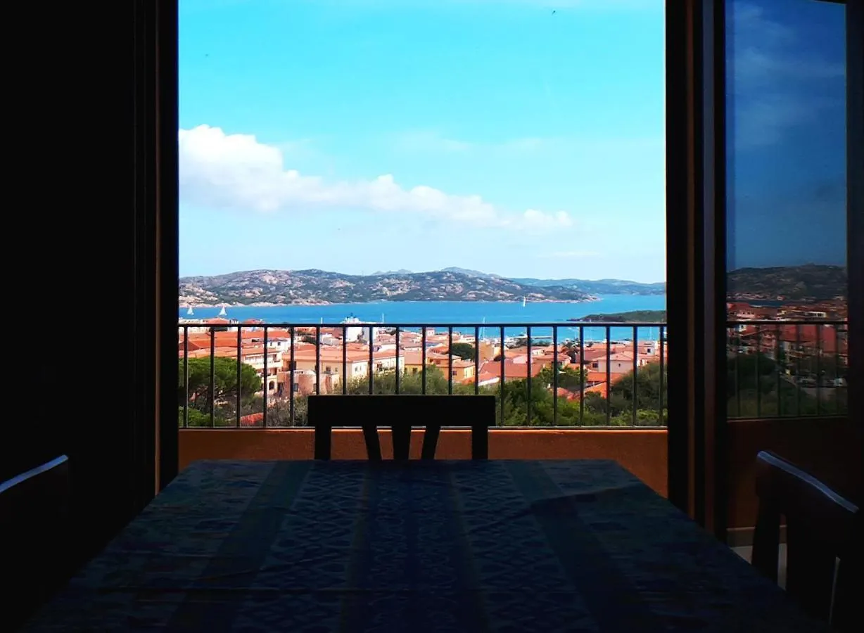 Palau Sea View Apartment إيطاليا