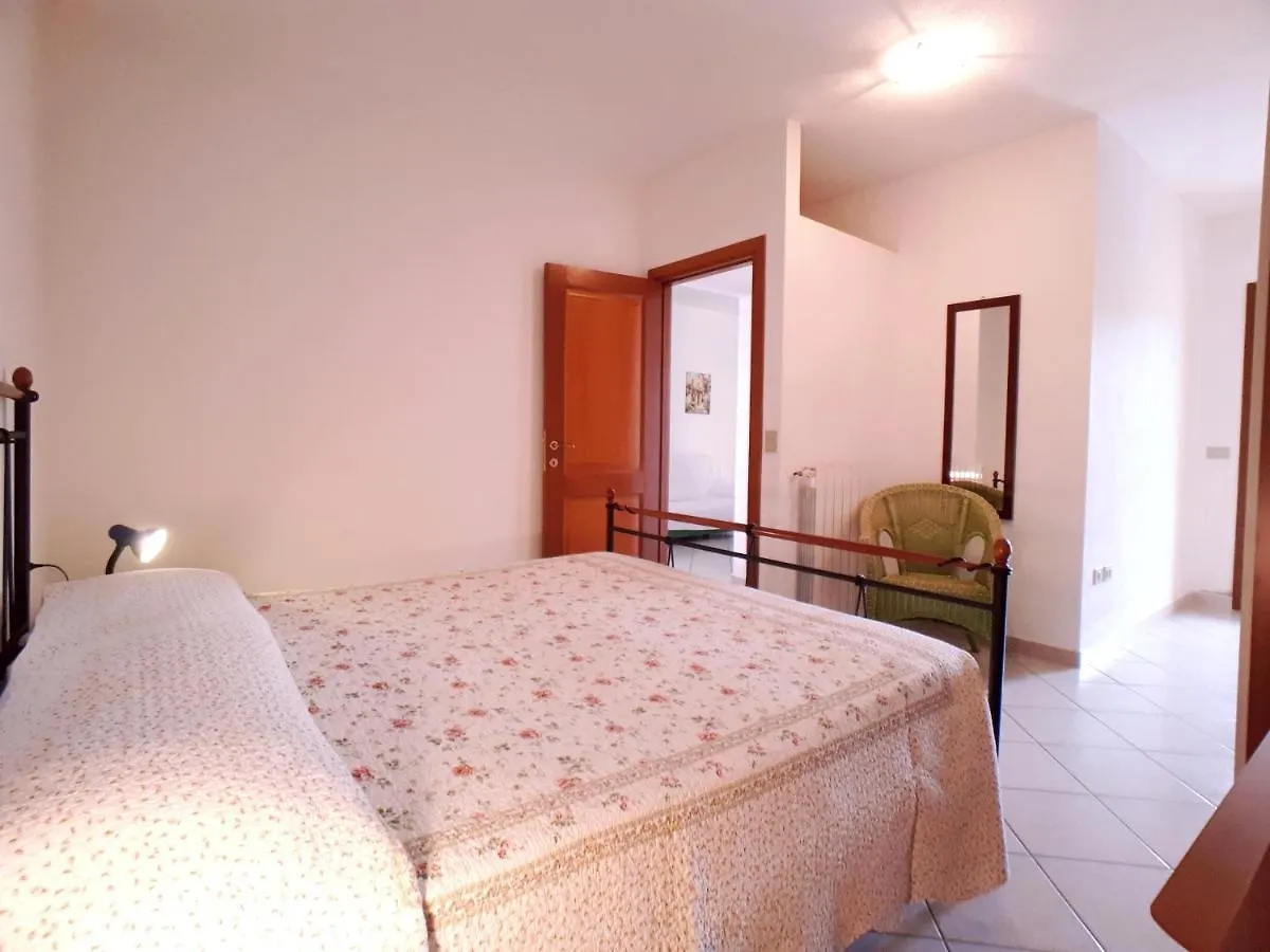 Palau Sea View Apartment 0*,  Italia